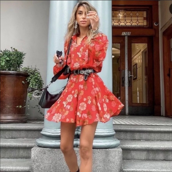 Zara Dresses & Skirts - NWT Zara floral print dress